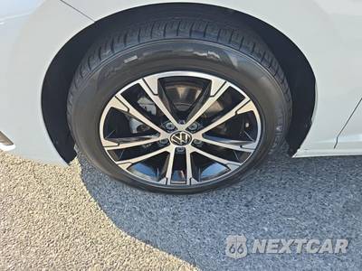 2025 Volkswagen Jetta Sport - zdjęcie 8 z 22 - miniatura