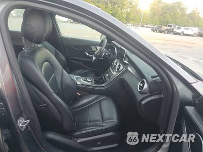 2017 Mercedes-Benz C 300 Sedan w/Sport Pkg - zdjęcie 8 z 21 - miniatura