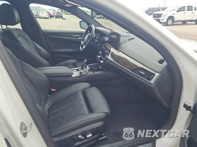 2021 BMW 5 Series Sedan 530i - zdjęcie 8 z 24 - miniatura