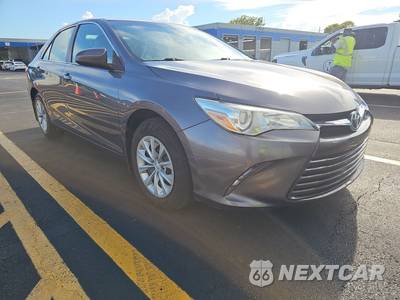 2017 Toyota Camry LE - zdjęcie 3 z 28 - miniatura