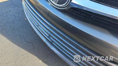 2017 Toyota Camry LE - zdjęcie 20 z 28 - miniatura