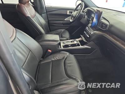 2020 Ford Explorer Platinum - zdjęcie 17 z 20 - miniatura