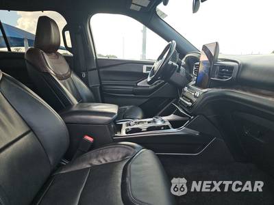 2020 Ford Explorer Platinum - zdjęcie 8 z 20 - miniatura
