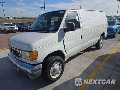 2006 Ford E-250 Commercial Cargo Van 138.0" WB - zdjęcie 1 z 17 - miniatura