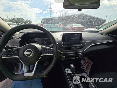 2024 Nissan Altima SV - zdjęcie 11 z 18 - miniatura