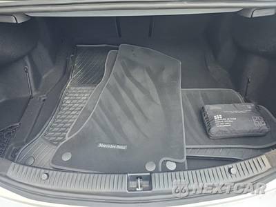 2017 Mercedes-Benz C 300 4MATIC Sedan - zdjęcie 20 z 26 - miniatura