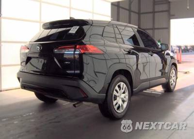 2022 Toyota Corolla Cross L - zdjęcie 4 z 15 - miniatura