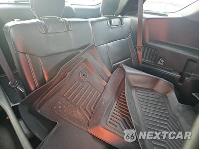 2020 Ford Explorer ST - zdjęcie 14 z 20 - miniatura