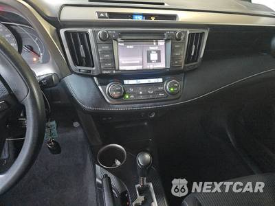 2015 Toyota RAV4 XLE - zdjęcie 11 z 31 - miniatura
