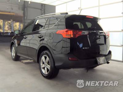 2015 Toyota RAV4 XLE - zdjęcie 6 z 31 - miniatura