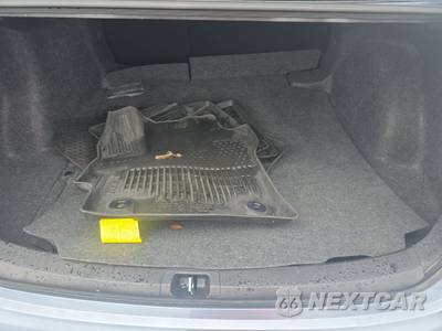 2026 Toyota Corolla LE Sedan - zdjęcie 16 z 28 - miniatura