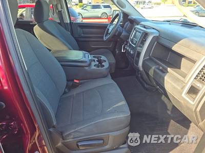 2021 Ram 1500 Classic Tradesman Extended Cab Medium Bed - zdjęcie 8 z 31 - miniatura