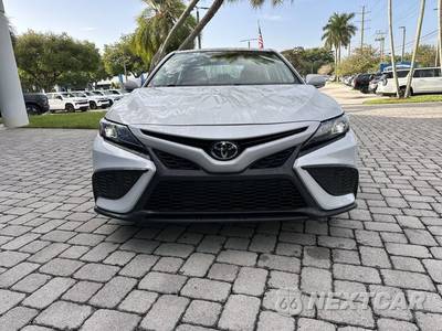 2024 Toyota Camry SE - zdjęcie 20 z 40 - miniatura