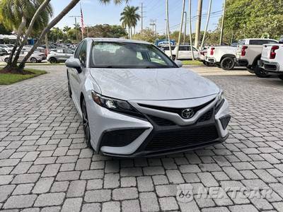2024 Toyota Camry SE - zdjęcie 18 z 40 - miniatura