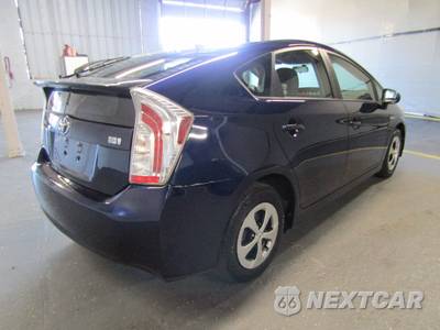 2014 Toyota Prius Three - zdjęcie 6 z 21 - miniatura