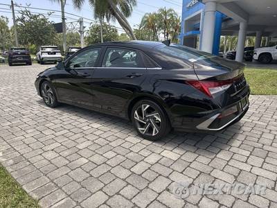 2025 Hyundai Elantra SEL Convenience - zdjęcie 33 z 38 - miniatura