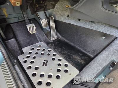 1996 BMW 3 Series Sedan 328i - zdjęcie 36 z 44 - miniatura