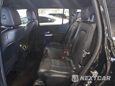 2023 Mercedes-Benz GLB 250 4MATIC - zdjęcie 13 z 21 - miniatura