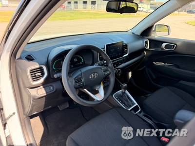 2026 Hyundai Venue SE - zdjęcie 8 z 25 - miniatura