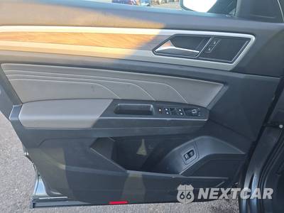 2023 Volkswagen Atlas Cross Sport 3.6L V6 SE w/Technology - zdjęcie 8 z 27 - miniatura