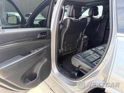 2020 Jeep Grand Cherokee Overland - zdjęcie 9 z 12 - miniatura