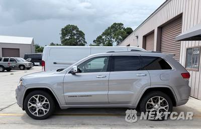 2020 Jeep Grand Cherokee Overland - zdjęcie 3 z 12 - miniatura