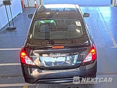 2016 Nissan Versa SV - zdjęcie 5 z 17 - miniatura