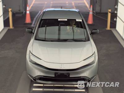 2024 Toyota Prius XLE - zdjęcie 2 z 29 - miniatura
