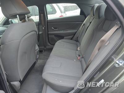 2026 Hyundai Elantra SE - zdjęcie 13 z 30 - miniatura