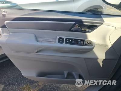 2009 Volkswagen Routan Highline - zdjęcie 9 z 25 - miniatura