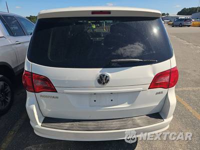 2009 Volkswagen Routan Highline - zdjęcie 5 z 25 - miniatura