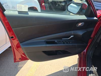 2024 Hyundai Elantra SEL - zdjęcie 9 z 39 - miniatura
