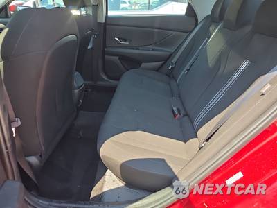 2024 Hyundai Elantra SEL - zdjęcie 13 z 39 - miniatura
