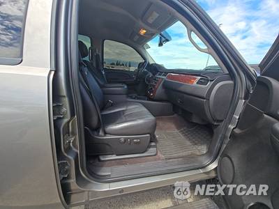2008 Chevrolet Silverado 2500HD LTZ Crew Cab Long Bed 1LZ - zdjęcie 8 z 43 - miniatura