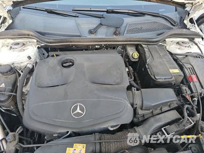 2016 Mercedes-Benz GLA 250 - zdjęcie 22 z 30 - miniatura