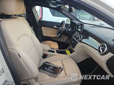 2016 Mercedes-Benz GLA 250 - zdjęcie 14 z 30 - miniatura