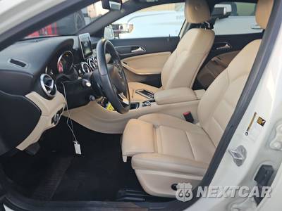 2016 Mercedes-Benz GLA 250 - zdjęcie 13 z 30 - miniatura
