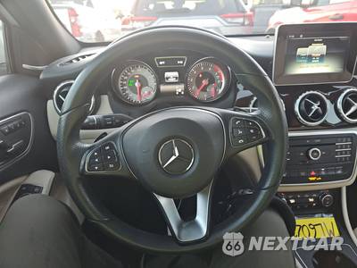 2016 Mercedes-Benz GLA 250 - zdjęcie 16 z 30 - miniatura
