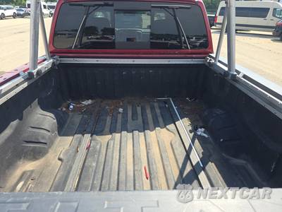 2019 Nissan TITAN SV Crew Cab Short Bed - zdjęcie 16 z 41 - miniatura