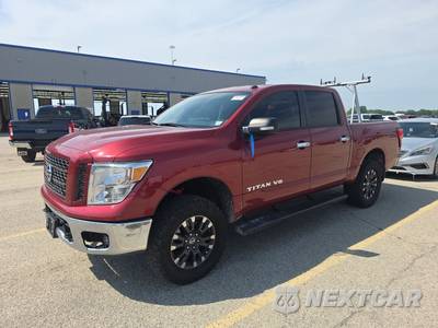 2019 Nissan TITAN SV Crew Cab Short Bed - zdjęcie 1 z 41 - miniatura