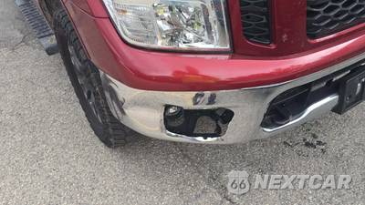 2019 Nissan TITAN SV Crew Cab Short Bed - zdjęcie 36 z 41 - miniatura