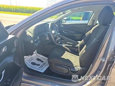 2023 Hyundai Elantra SEL - zdjęcie 13 z 21 - miniatura