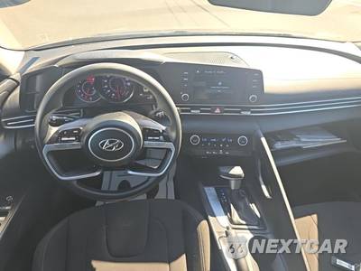 2023 Hyundai Elantra SEL - zdjęcie 14 z 21 - miniatura