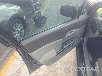 2012 Honda Civic Sedan LX - zdjęcie 9 z 68 - miniatura