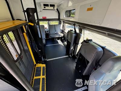 2014 Ford Super Duty E-350 Commercial Cargo Van 138.0" WB - zdjęcie 27 z 51 - miniatura