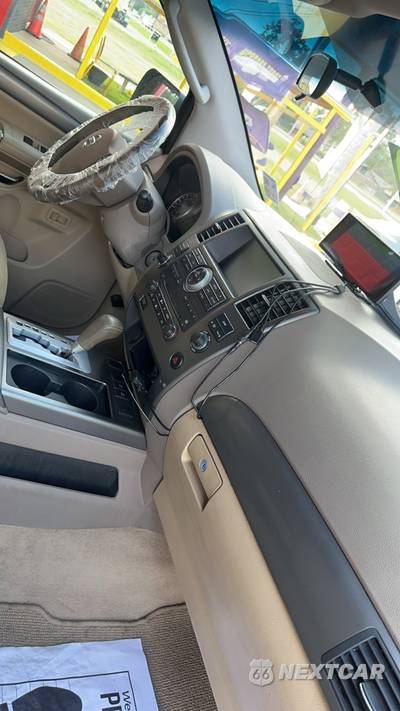 2011 Nissan Armada SV - zdjęcie 6 z 10 - miniatura