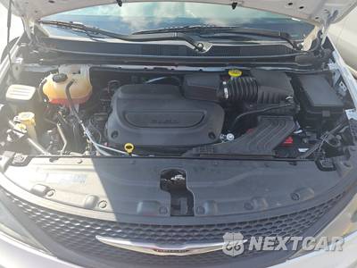 2022 Chrysler Voyager LX 121.6" WB - zdjęcie 16 z 24 - miniatura