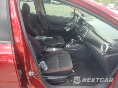 2021 Nissan Versa SR - zdjęcie 8 z 36 - miniatura