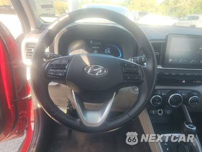2025 Hyundai Venue SEL - zdjęcie 10 z 21 - miniatura