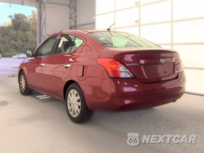 2012 Nissan Versa 1.6 SV Sedan - zdjęcie 6 z 36 - miniatura